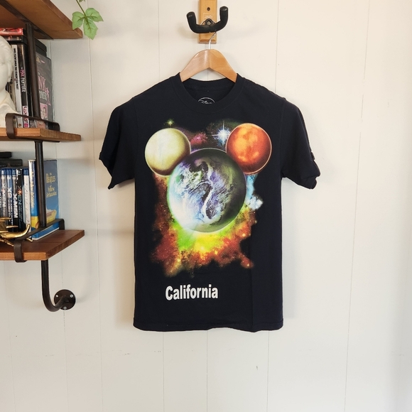 Disney California Disneyland Mickey Graphic Tee Space Galaxy Black T-Shirt small - Picture 1 of 7